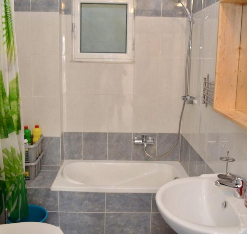 Andi Apartment Саранда Экстерьер фото